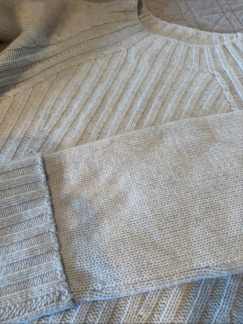 Vince Light Gray Ribbed Crewneck Sweater - Picture 4 of 4